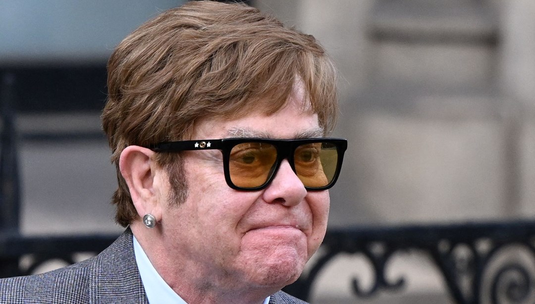 Elton John kariyerinde 10