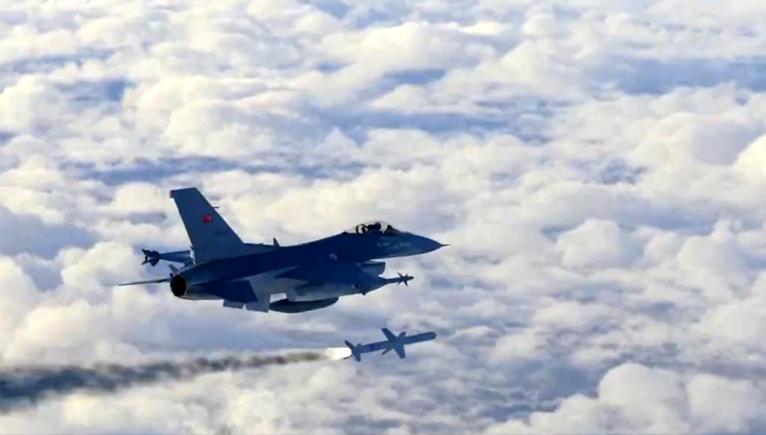 F-16 EDPOD kritik tüm testleri geçti!