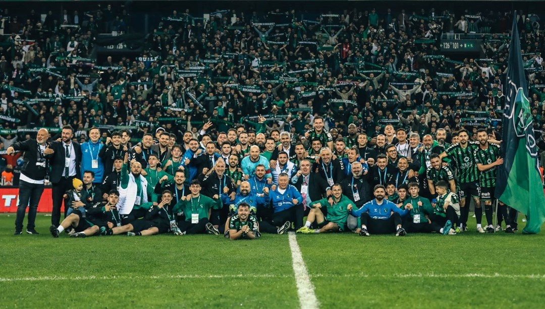 Kocaelispor 16 yıl sonra Süper Lig'de!