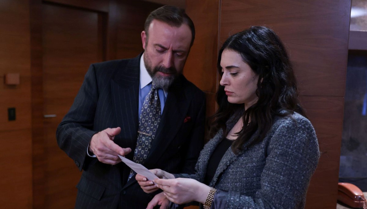 Kral Kaybederse'de Kenan ve Handan’ın aşkı deşifre mi oluyor?