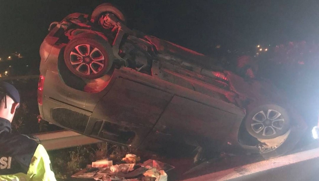 Osmaniye'de otomobil, TIR'a çarptı: Beş yaralı