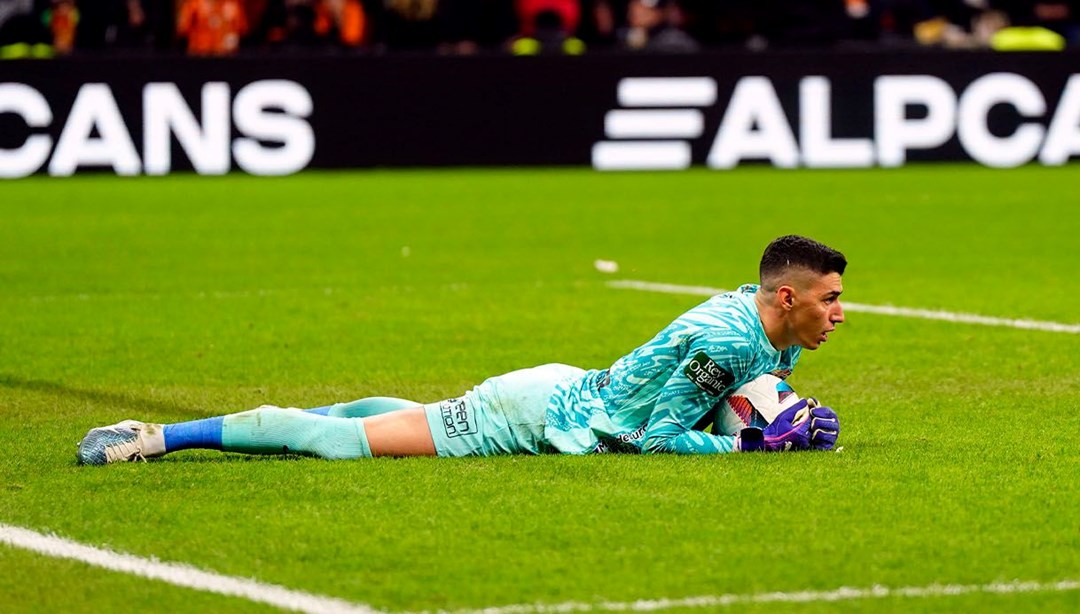 Premier Lig devleri Berke Özer'i izlemeye geldi