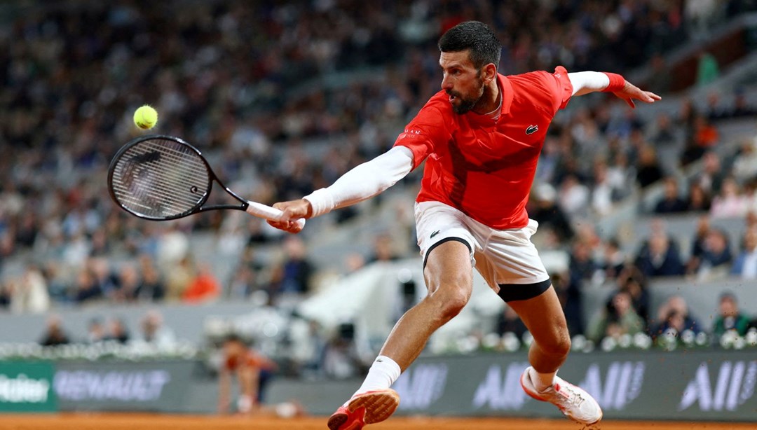 Fransa Açık'ta Novak Djokovic ve Sonay Kartal ikinci turda