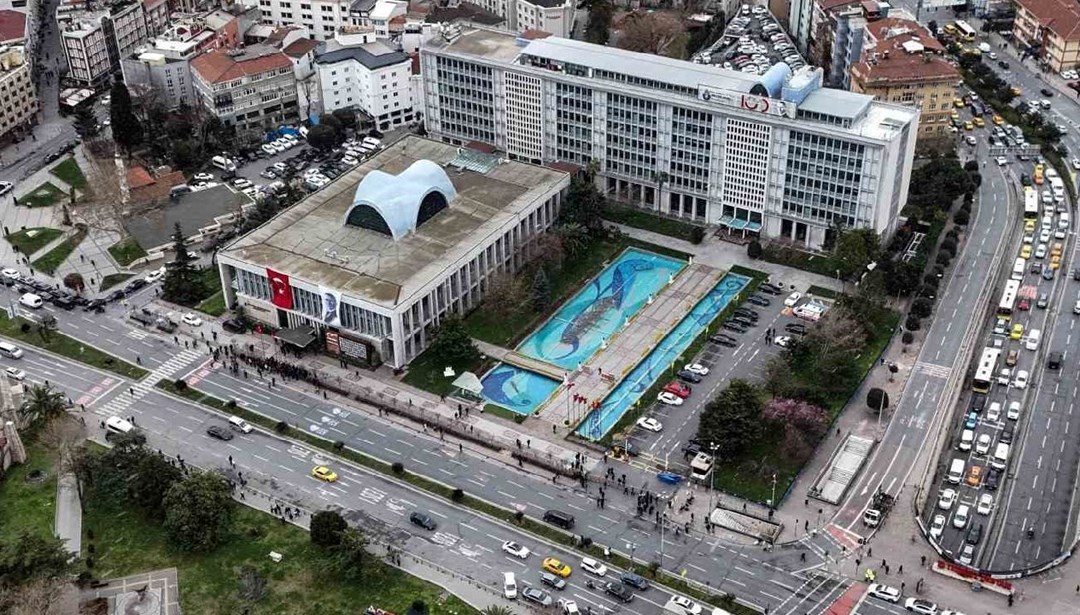 İBB'ye 5