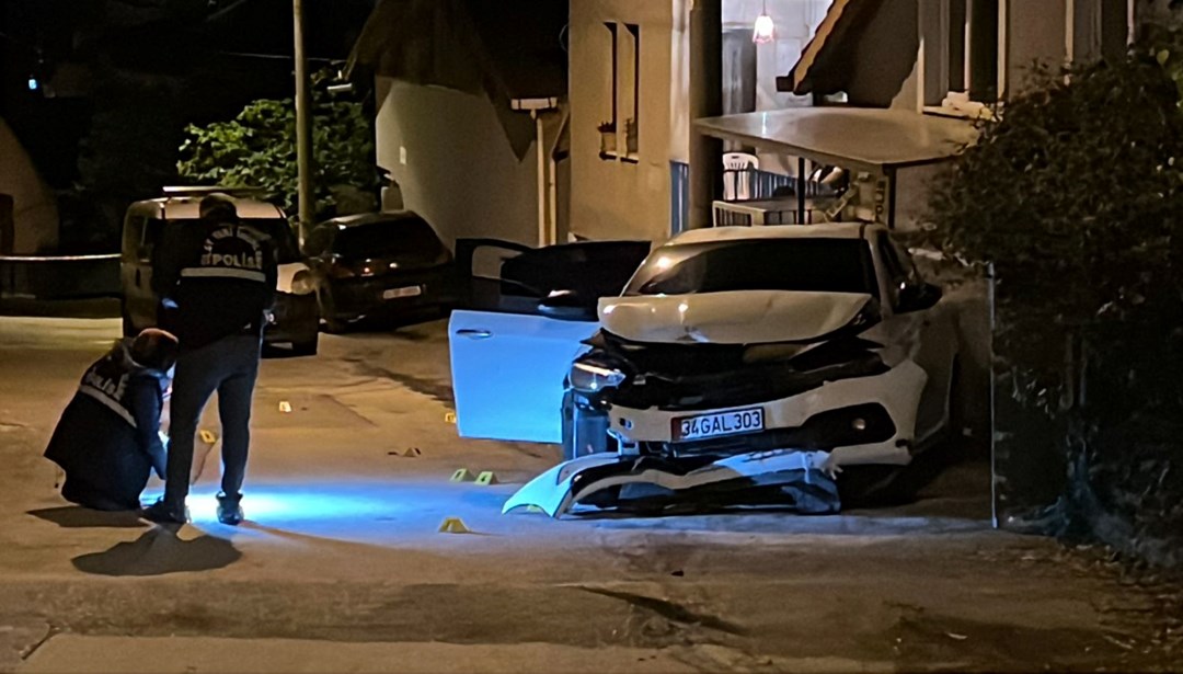 Kocaeli'de seyir halindeki araca silahlı saldırı
