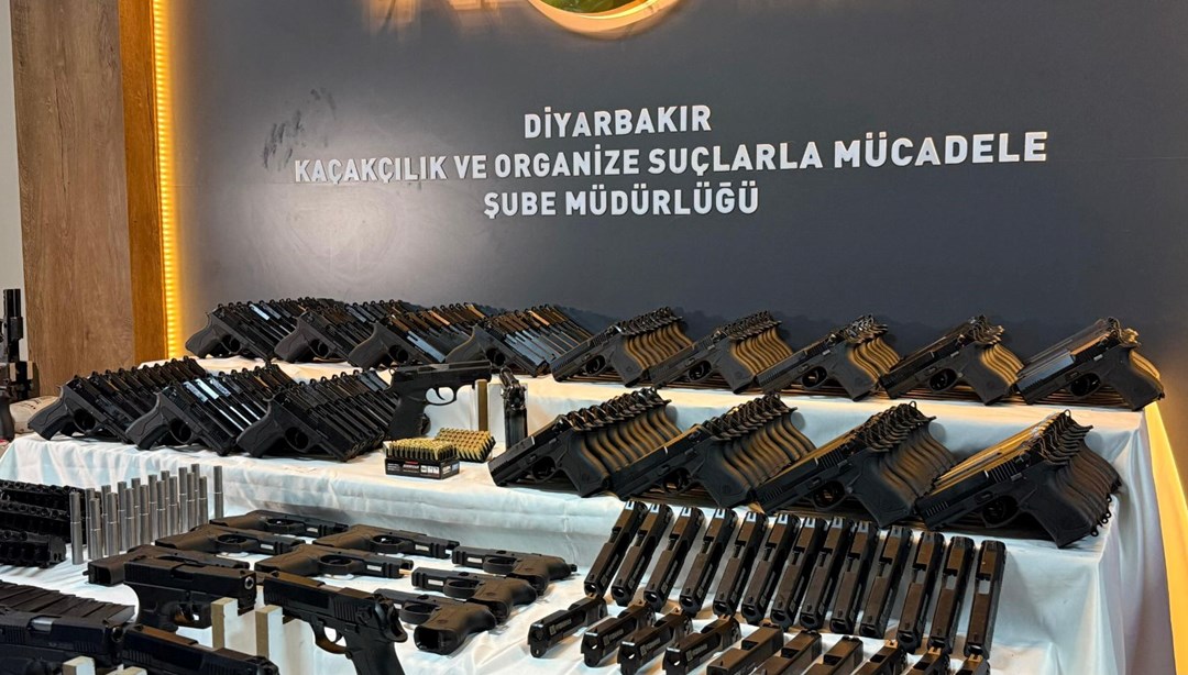 Oyuncakçıdan cephanelik çıktı