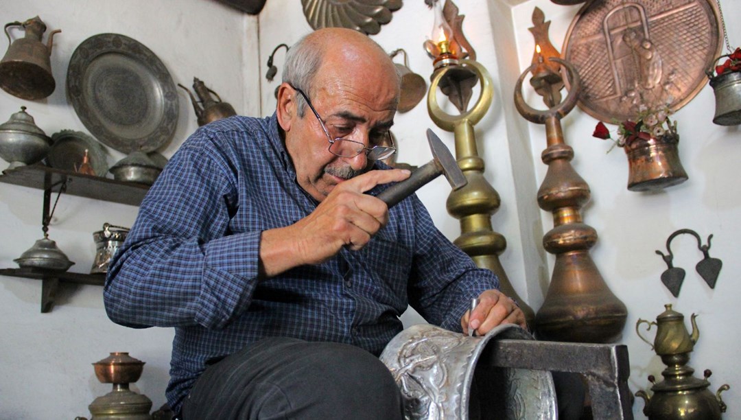 50 sene önce başladı: Yarım asırdır işini sanata dönüştürüyor