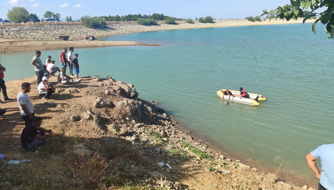 Samsun'da baraj gölüne giren 2 genç boğuldu