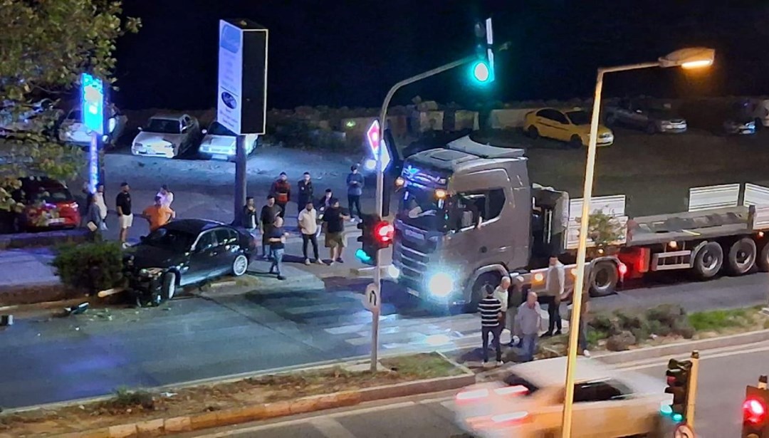 Eski belediye başkanı kaza yaptı: Ehliyetsiz ve alkollü