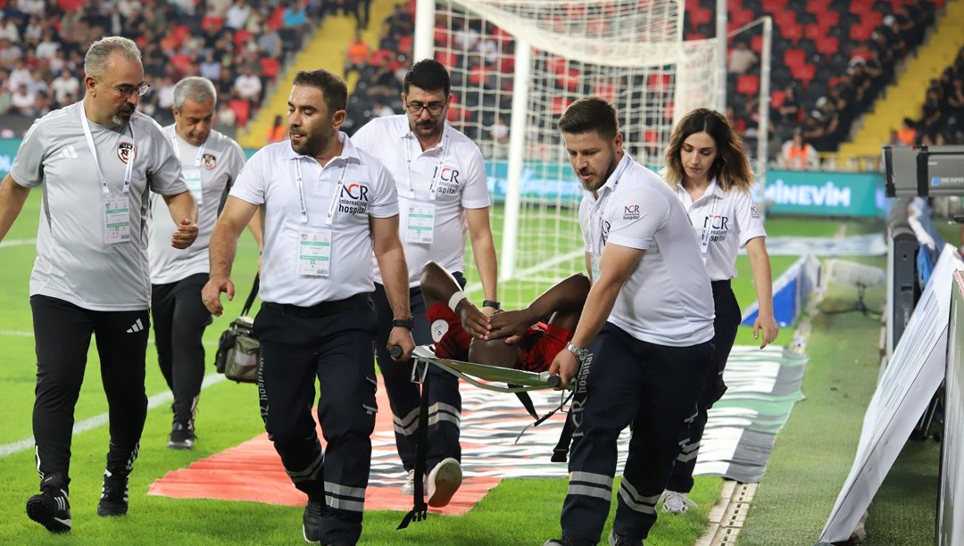 Süper Lig'in ilk haftasında birçok futbolcu sakatlandı: Yırtık, çapraz bağ kopması!