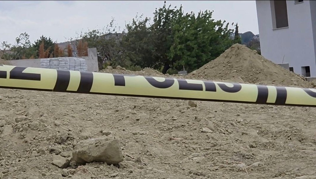 Villanın bahçesinden ceset çıktı: "Tanınmaz haldeydi"