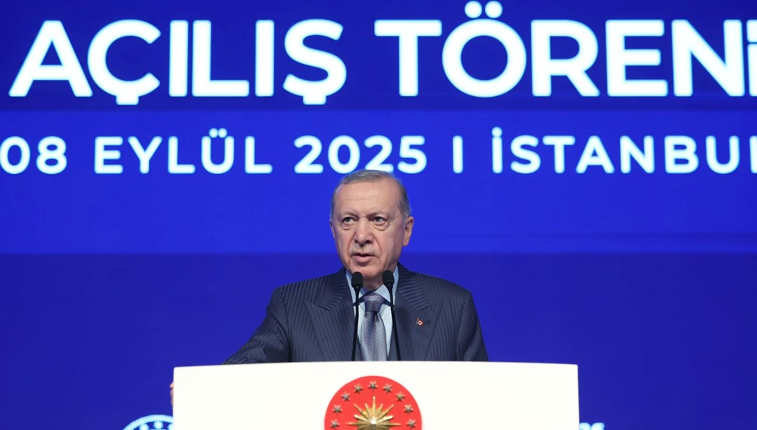 Cumhurbaşkanı Erdoğan: İzmir'deki saldırganın bağlantıları araştırılıyor