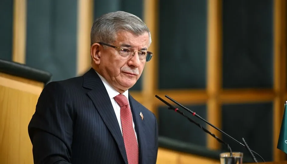 Ahmet Davutoğlu hakkında ‘Cumhurbaşkanına hakaret’ soruşturması