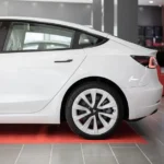 Tesla-Model-Yyi-sifirindan-pahali-satan-galeriye-ceza-featured