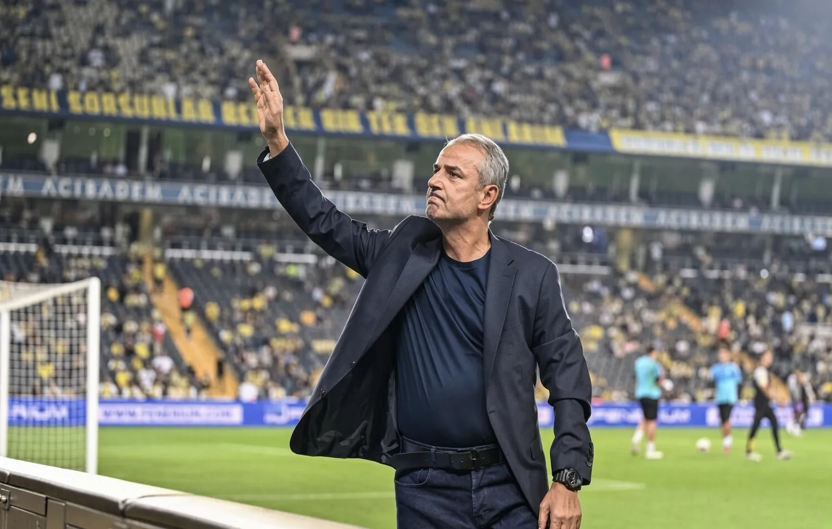 Fenerbahçe’de Şok İstifa: İsmail Kartal Görevini Bıraktı