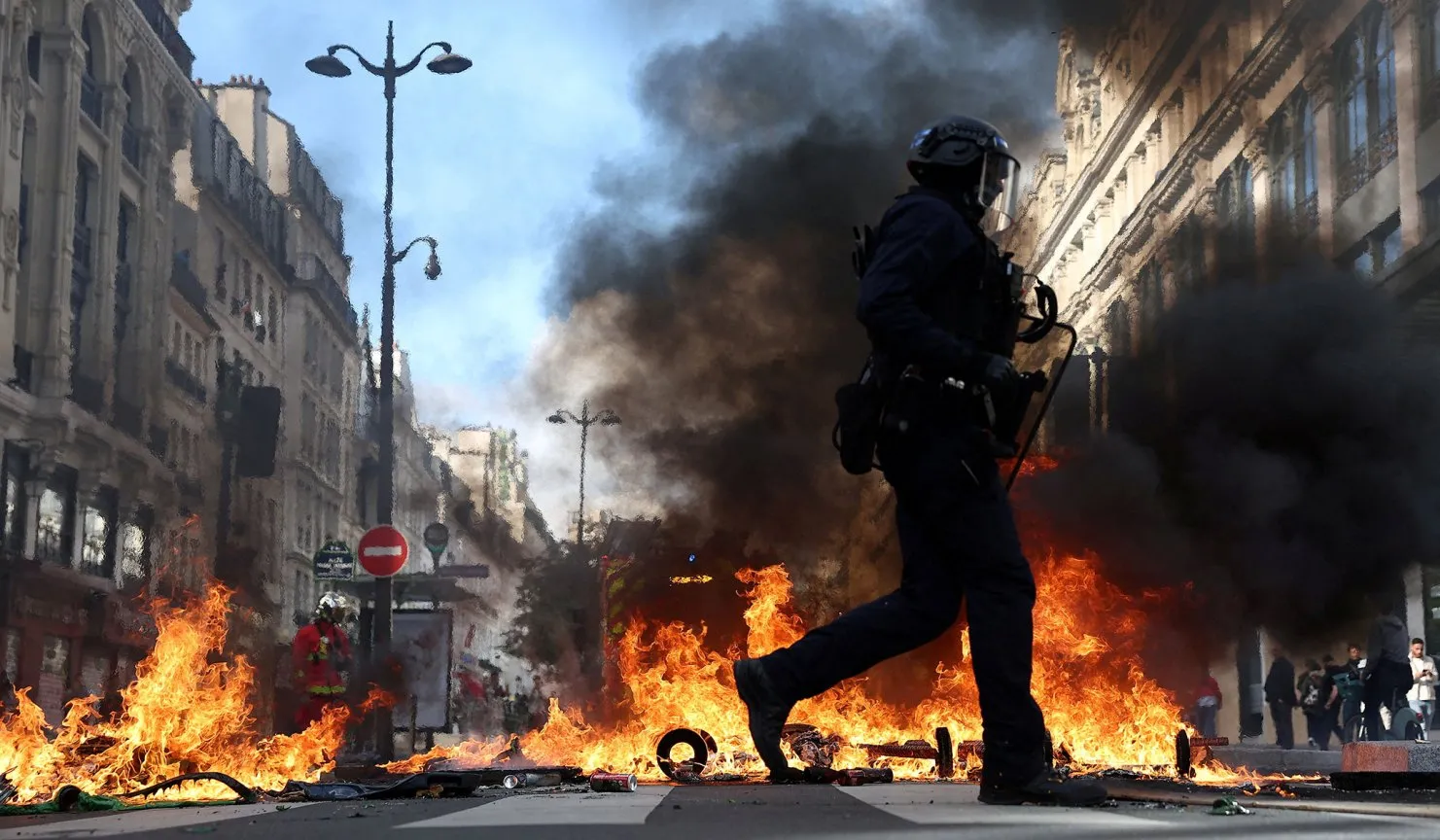 france-protests-2-3